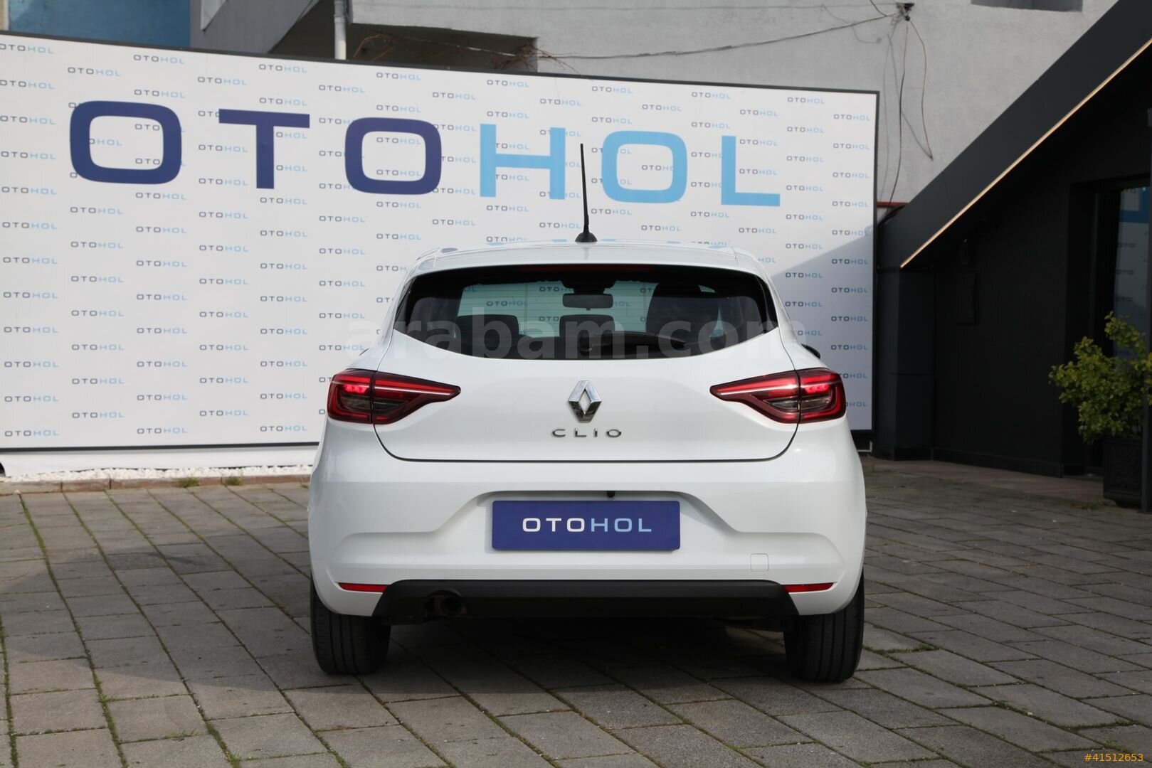 Galeriden Renault Clio 1.0 SCe Joy 2021 Model İstanbul 124.000 km Beyaz 6