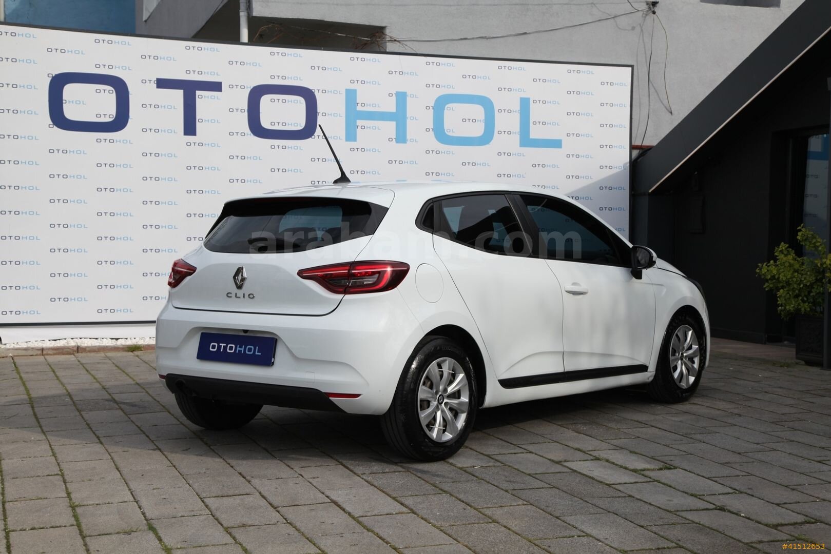 Galeriden Renault Clio 1.0 SCe Joy 2021 Model İstanbul 124.000 km Beyaz 7