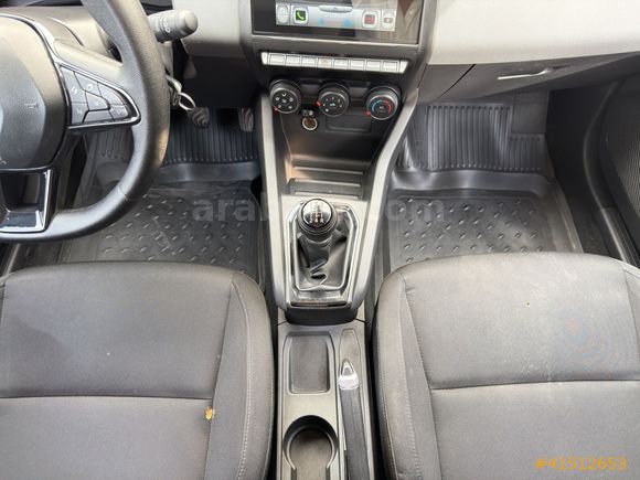 OTOHOL - RENAULT CLIO 1.0 SCE - TESLA EKRAN/GERİ GÖRÜŞ