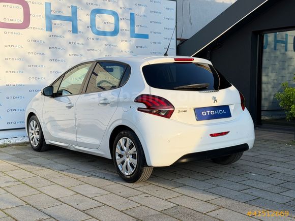 OTOHOL - PEUGEOT 208 1.2 PURETECH ACTIVE ETG5
