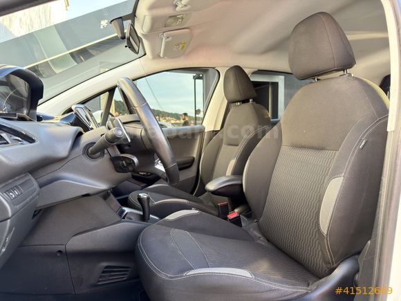 OTOHOL - PEUGEOT 208 1.2 PURETECH ACTIVE ETG5