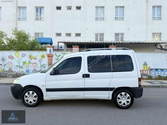 HATASIZ KLİMALI DÜŞÜK KM MÜKEMMEL KONDİSYON PARTNER