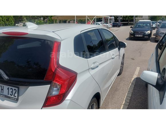 Sahibinden Honda Jazz 1.3 Elegance 2019 Model Ankara servis bakımlı
