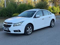 Galeriden Chevrolet Cruze 1.6 LS 2010 Model İstanbul 221.114 km Beyaz SANRUFLU