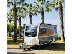 YENİ KASA +ÇELİK JANT+ŞOFBEN +KUMANDALI TENTE +ÇEKME KARAVAN 