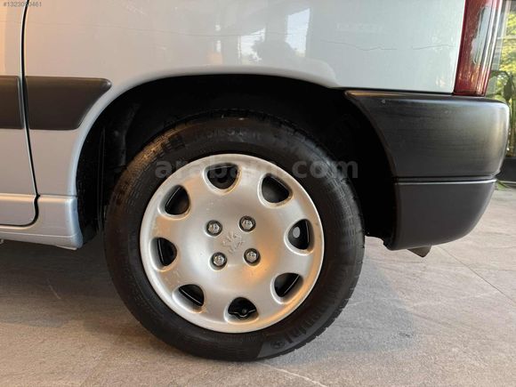 ES PREMİUM 2004 MODEL "152 BİN KM " KLİMALI EMSALSİZ