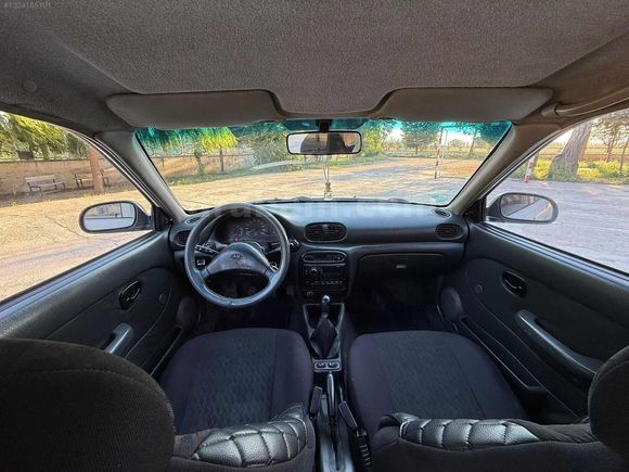1998 MODEL HYUNDAİ ACCENT 1.3 LX DEĞİŞENSİZ..
