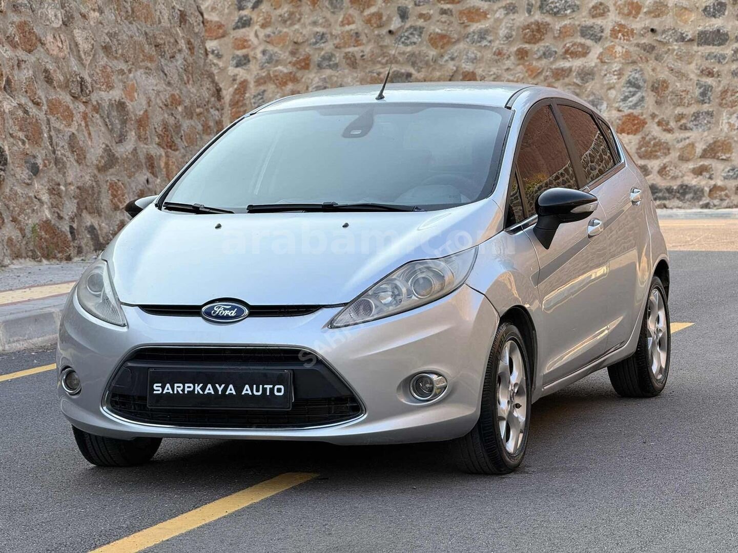 Galeriden Ford Fiesta 1.4 Titanium 2011 Model Osmaniye 270.700 km Gri 7