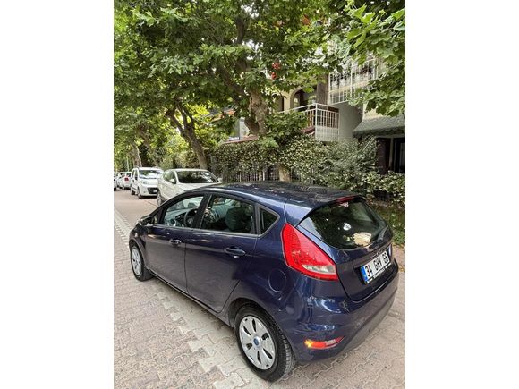 2011 MODEL 198 BİNDE ORJİNAL KM TERTEMİZ MASRAFSIZ AİLE ARACI