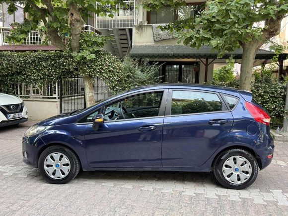 2011 MODEL 198 BİNDE ORJİNAL KM TERTEMİZ MASRAFSIZ AİLE ARACI