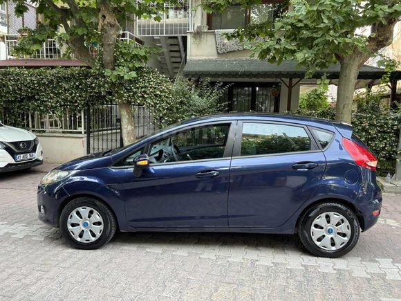 2011 MODEL 198 BİNDE ORJİNAL KM TERTEMİZ MASRAFSIZ AİLE ARACI