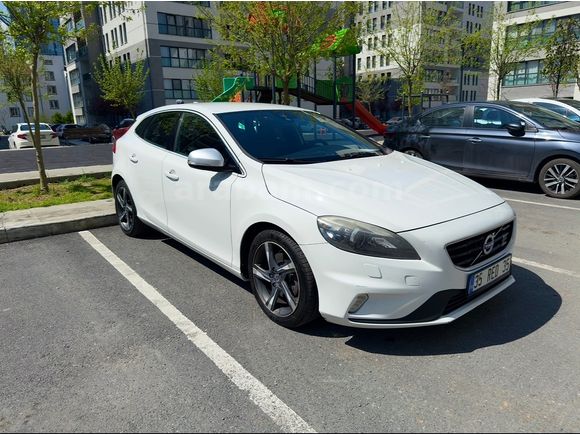 Sahibinden Hatasız Volvo V40 1.6 D R-Desing 35 RED 35