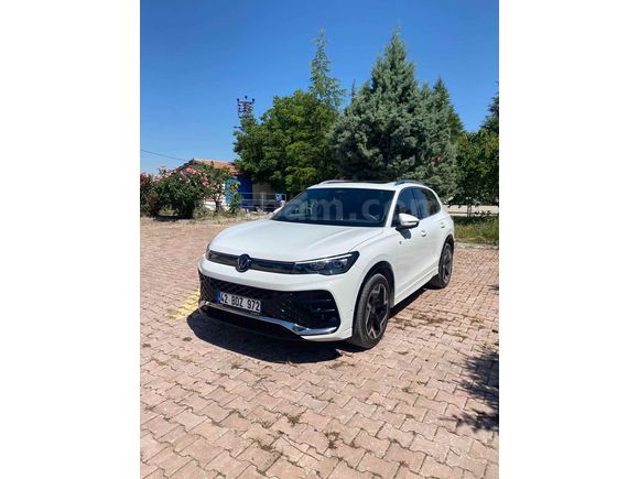 Galeriden Volkswagen Tiguan 1.5 TSI R-Line 2024 Model Eskişehir 36.000 km Beyaz
