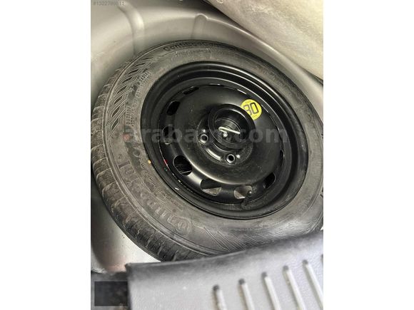 2010 MODEL FORD FİESTA 1.4 BENZİN LPG BİR PARÇA BOYALI