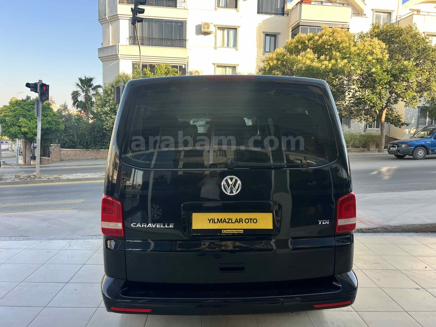 Galeriden Volkswagen Caravelle 2.0 TDI Trendline 2015 Model Aydın 569.000 km Siyah 6