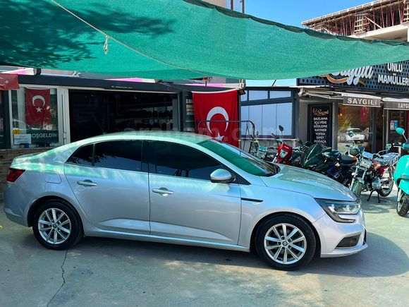 BEYDOĞANLAR'DAN - 2016 RENAULT MEGANE 1.5 DCİ TOUCH PAKET