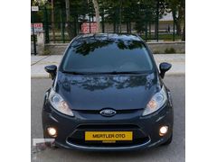 MERHABA OTO'DAN OTOMATİK TEMİZ 2009 MODEL TİTANİUM FORD FİESTA