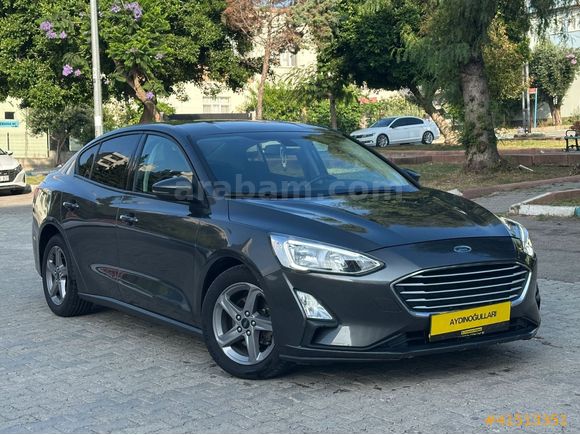 BOYASIZ-DEĞİŞENSİZ-HASAR KAYITSIZ-DÜŞÜK KM-2019-FORD FOCUS-TEMİZ