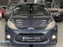 TAM OTOMATİK FORD FİESTA 1.4 LPG'Lİ TİTANİUM KIRMIZI GÖĞÜS
