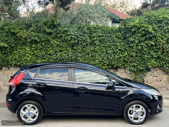 FORD FİESTA 1.4 TİTANİUM OTOMATİK VİTES HATASIZ