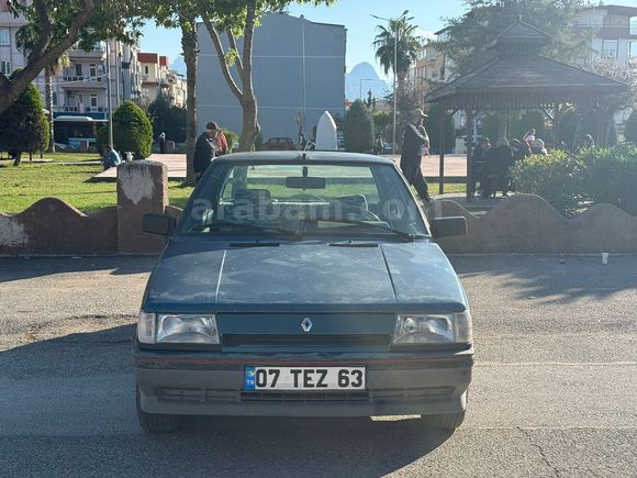 KREDİ KARTINA 12 TAKSİT 1994 MODEL RENALUT BRODWAY 