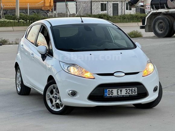 2012 FORD FİESTA 1.4 TİTANİUM X SADECE "85" BİNDE SIFIR AYARINDA