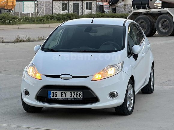 2012 FORD FİESTA 1.4 TİTANİUM X SADECE "85" BİNDE SIFIR AYARINDA