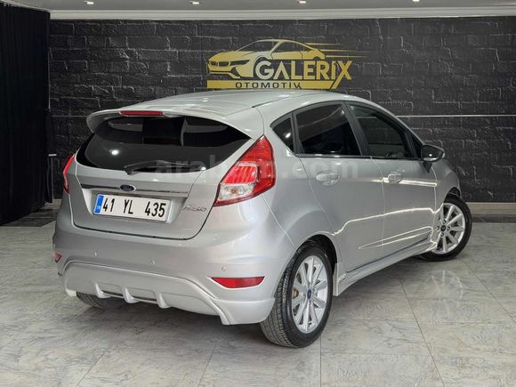 ORJİNAL 116.000 km FİESTA 1.4 TİTANİUM X
