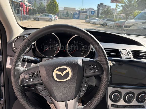 SAHİBİNDEN BAKIMLI MAZDA 3