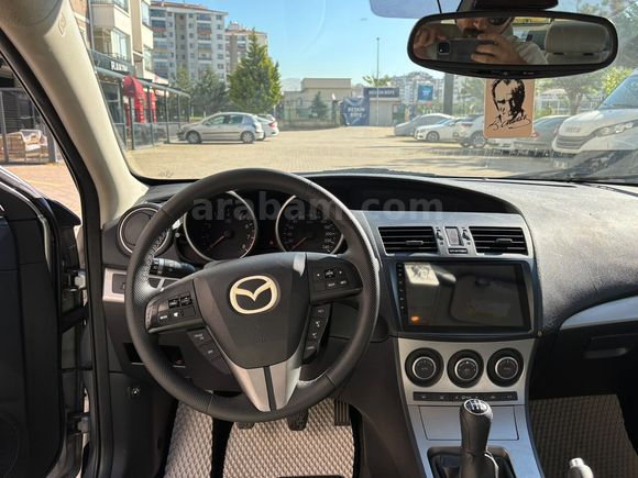 SAHİBİNDEN BAKIMLI MAZDA 3