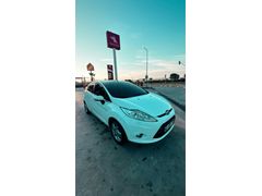 Sahibinden Ford Fiesta 1.4 TDCi Titanium X 2012 Model  163.000 km Beyaz
