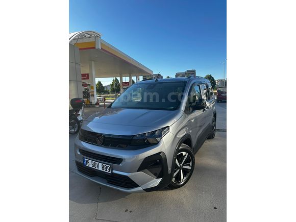 Sahibinden Makyajlı 2024 Model Peugeot Rifter 1.5 BlueHDI GT  