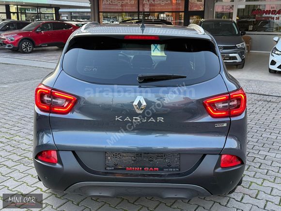 2016 RENAULT KADJAR 1.5 DCİ İCON MANUEL CAM TAVAN 173'BİN KM..