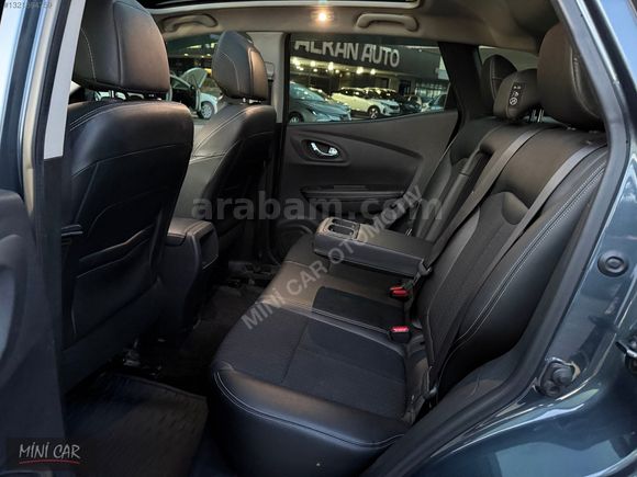 2016 RENAULT KADJAR 1.5 DCİ İCON MANUEL CAM TAVAN 173'BİN KM..