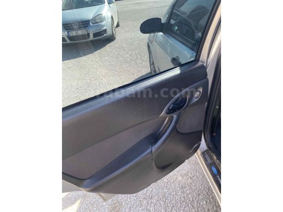 Sahibinden Ford Focus 1.6 Comfort 2005 Model 