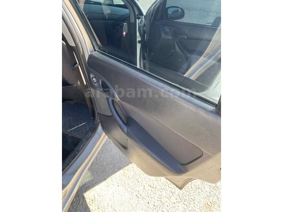 Sahibinden Ford Focus 1.6 Comfort 2005 Model 
