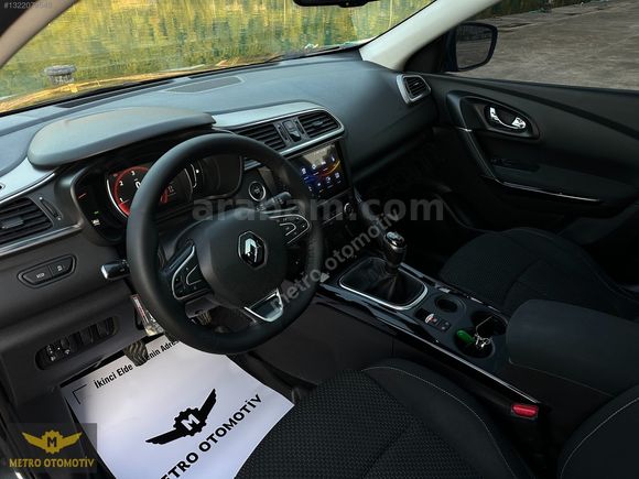 2018 ÇIKIŞ KADJAR TOUCH 1.5 DCI 152 KM DE CAM TAVAN HATASIZ