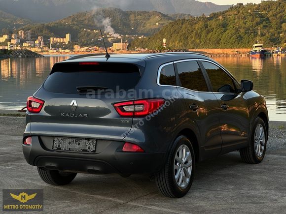 2018 ÇIKIŞ KADJAR TOUCH 1.5 DCI 152 KM DE CAM TAVAN HATASIZ