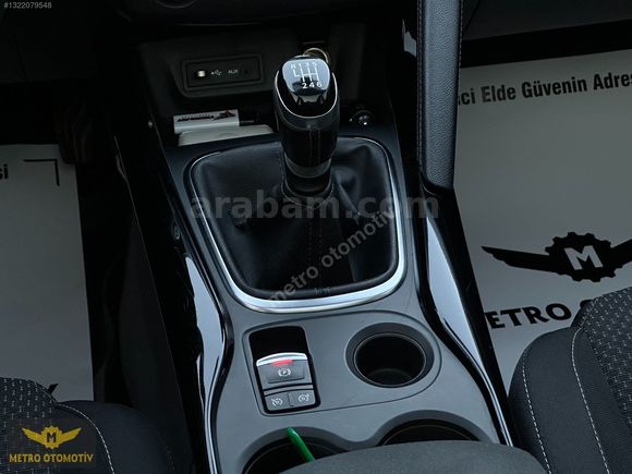 2018 ÇIKIŞ KADJAR TOUCH 1.5 DCI 152 KM DE CAM TAVAN HATASIZ