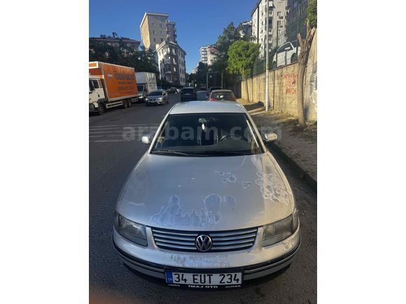 Sahibinden Volkswagen Passat 1.8 Trendline 2000 Model 