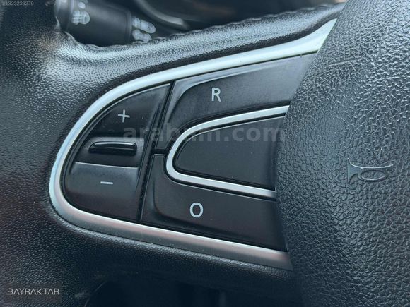 BAYRAKTAR'DAN 2016 RENAULT KADJAR 1.5 DCİ İCON CAM TAVAN OTM.