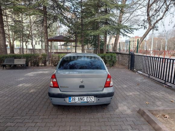Sahibinden Renault Clio 1.4 Alize 2005 Model