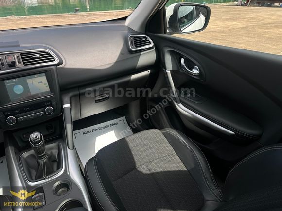 2018 MODEL DCI 110 KM RENAULT KADJAR İCON 1.5 CAM TAVAN SEDEF