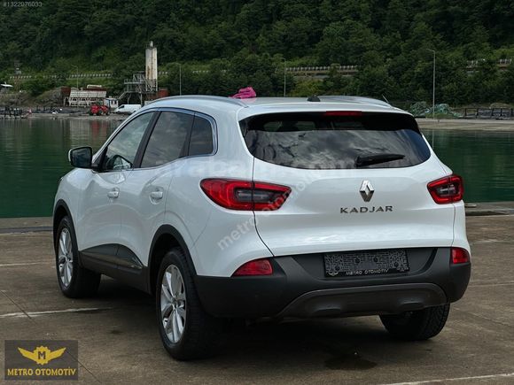 2018 MODEL DCI 110 KM RENAULT KADJAR İCON 1.5 CAM TAVAN SEDEF