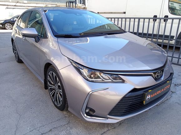 MARKA OTO DAN 2021 TOYOTA COROLLA FLAME 1.5 MULTİDRİVE 152.000 KM