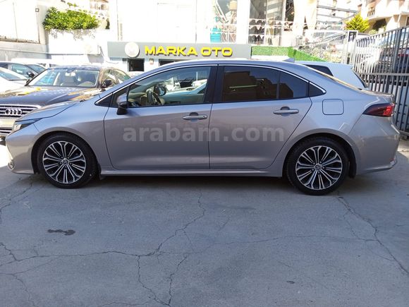 MARKA OTO DAN 2021 TOYOTA COROLLA FLAME 1.5 MULTİDRİVE 152.000 KM