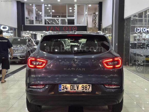 HATASIZ-CAMTAVAN 2020 RENAULT KADJAR 1.3TCE 160HP*70BİNDE*İLK EL