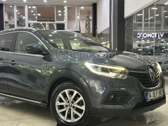 HATASIZ-CAMTAVAN 2020 RENAULT KADJAR 1.3TCE 160HP*70BİNDE*İLK EL