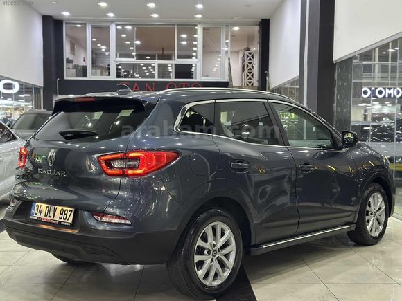 HATASIZ-CAMTAVAN 2020 RENAULT KADJAR 1.3TCE 160HP*70BİNDE*İLK EL