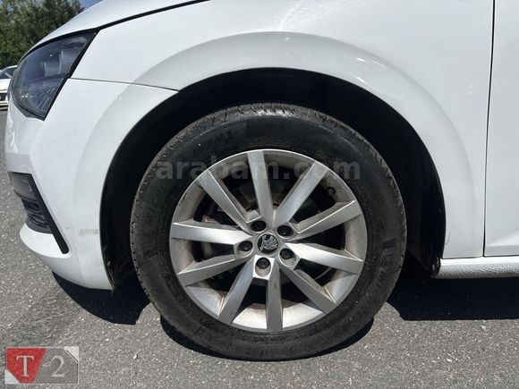 **K.K 12 AY TAKSİT İMKANI** TEKBAŞ MALTEPE'DEN SKODA SCALA